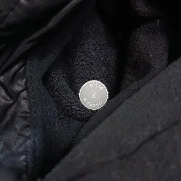 Lululemon Womens Miracle Jacket Size 6 Black Fleece Cargo Pockets Knit Sleeves - Picture 9 of 9